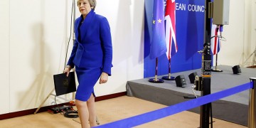 Brexit: Η ΕΕ έδωσε άλλους έξι μήνες προθεσμία στο ΗΒ για να αρθεί το αδιέξοδο