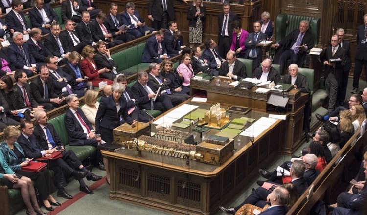 Βρετανία: Η Βουλή των Κοινοτήτων ενέκρινε σχέδιο νόμου για να μη γίνει Brexit χωρίς συμφωνία