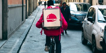 Νέα ευρωπαϊκή οδηγία για τους εργαζόμενους στις ευέλικτες μορφές απασχόλησης