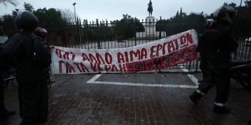 Απεργία σήμερα για τους διανομείς – Τα βασικά τους αιτήματα