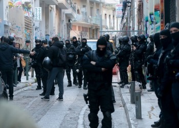 Νέα αστυνομική επιχείρηση σε υπό κατάληψη κτήριο στα Εξάρχεια 6
