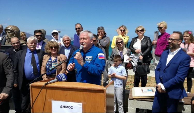 Ηράκλειο Κρήτης: Ο Θεόδωρος Γιουρτσίχιν-Γραμματικόπουλος στα εγκαίνια του πάρκου Γκαγκάριν