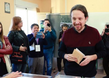 Ισπανία εκλογές: Το Podemos ανοικτό σε κυβέρνηση συμμαχίας με τους Σοσιαλιστές