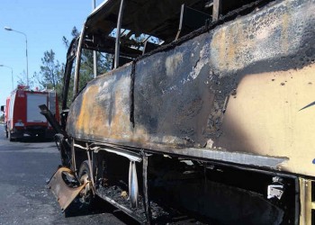 Φωτιά σε υπεραστικό λεωφορείο στην Κατερίνη