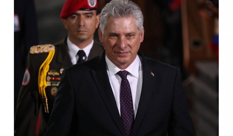 Πρόεδρος της Κούβας σε Τραμπ: «Εμείς οι Κουβανοί δεν παραδινόμαστε»
