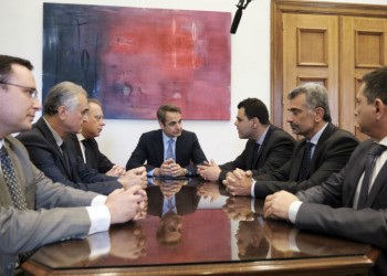 Παμποντιακή Ομοσπονδία Ελλάδος: Συνάντηση με τον Κ. Μητσοτάκη στη Βουλή