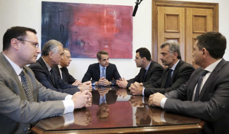 Παμποντιακή Ομοσπονδία Ελλάδος: Συνάντηση με τον Κ. Μητσοτάκη στη Βουλή