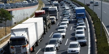 Εκπνέει σήμερα η προθεσμία για την πληρωμή των τελών κυκλοφορίας 4