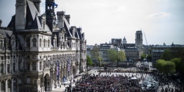 Παναγία των Παρισίων: Σήμερα η πρώτη λειτουργία μετά τη φωτιά