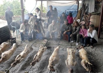 Πάσχα 2019: Έθιμα και παραδόσεις της Ρούμελης