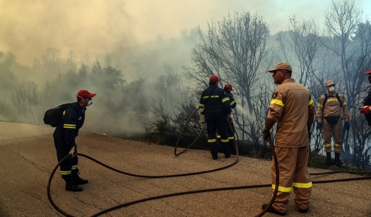 Ακόμα δύο φωτιές σε εξέλιξη, σε Ρέθυμνο και Αρχαία Ολυμπία
