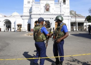 Σρι Λάνκα: Ο πρόεδρος της χώρας απαγορεύει το νικάμπ μετά τις επιθέσεις