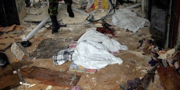 Πάνω από 200 νεκροί στη Σρι Λάνκα – Εικόνες φρίκης μετά τις εκρήξεις