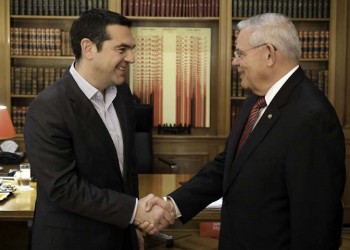 Συνάντηση Τσίπρα με τον Αμερικανό γερουσιαστή Μενέντεζ