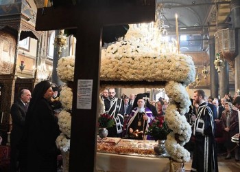 Συγκίνηση στην Ακολουθία της Αποκαθηλώσεως στο Οικουμενικό Πατριαρχείο