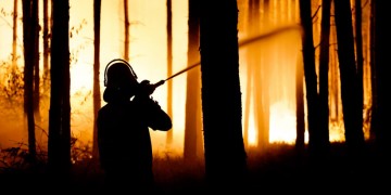 Ποια χώρα δεν διαθέτει πυροσβεστικά αεροπλάνα και δεν σχεδιάζει να αποκτήσει