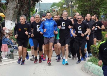 Έτρεξαν για τη Γενοκτονία των Ποντίων στην Πτολεμαΐδα (βίντεο)