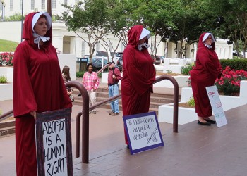 Εκτός νόμου η άμβλωση στην Αλαμπάμα – Πράσινο φως από τη Γερουσία