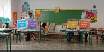 Πρωτοφανής αποχή σε περιφερειακές και δημοτικές εκλογές