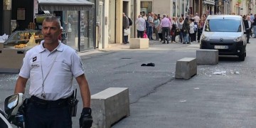 Γαλλία: Ο ύποπτος για την έκρηξη στη Λιόν δήλωσε πίστη στο Ισλαμικό Κράτος