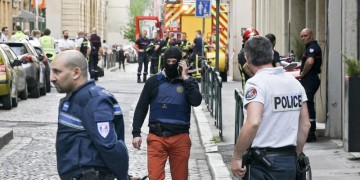 Έκρηξη με τραυματίες στη Λιόν – «Είναι επίθεση» λέει ο Μακρόν