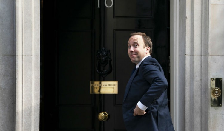 Βρετανία: Ο υπουργός Υγείας Ματ Χάνκοκ υποψήφιος για τη διαδοχή της Μέι