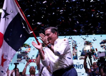 Παναμάς εκλογές: Νέος πρόεδρος ο ελληνικής καταγωγής Λαουρεντίνο Κορτίσο Κοέν