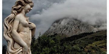 Καιρός: Τοπικές βροχές και η θερμοκρασία σε πτώση σήμερα