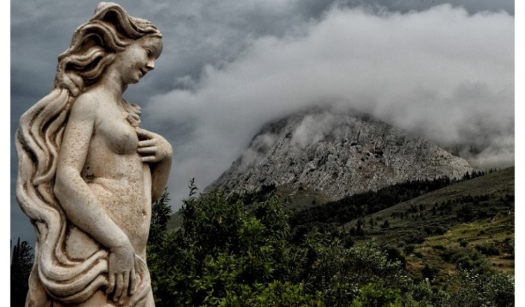 Καιρός: Τοπικές βροχές και η θερμοκρασία σε πτώση σήμερα