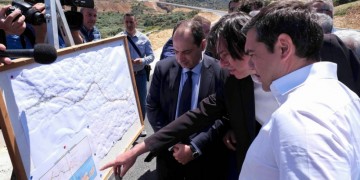 Τσίπρας: Οι Κρητικοί δικαιούνται ένα σύγχρονο οδικό δίκτυο