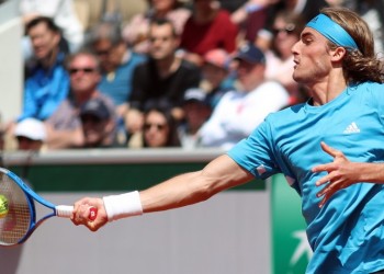 Ο Τσιτσιπάς στην 8άδα του Roland Garros, νίκησε εύκολα τον Ντιμιτρόφ (βίντεο)