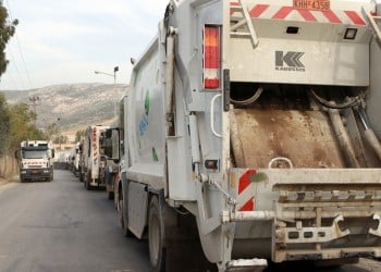 Προβλήματα στην αποκομιδή απορριμμάτων εξαιτίας πυρκαγιάς στον ΧΥΤΑ Φυλής
