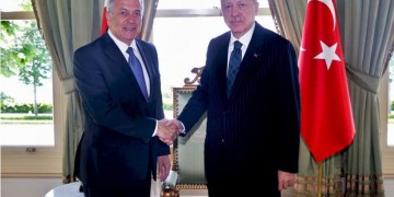 Μεταναστευτικό και ευρωτουρκικές σχέσεις συζήτησαν Αβραμόπουλος - Ερντογάν