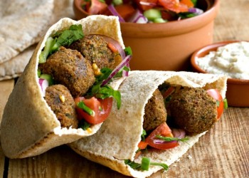 Φαλάφελ: Το παραδοσιακό πιάτο που έχει γίνει μόδα