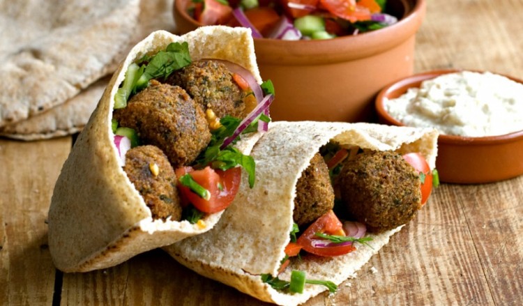 Φαλάφελ: Το παραδοσιακό πιάτο που έχει γίνει μόδα