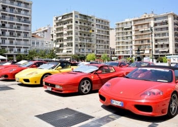 Λάμψη από Ferrari στην Πάτρα