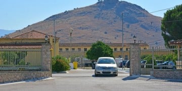 Απόδραση από τις φυλακές της Τίρυνθας: Αναζητείται ο «τοξοβόλος του Συντάγματος»