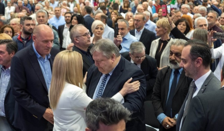 ΚΙΝΑΛ: Κρίσιμη συνεδρίαση με φόντο την απομάκρυνση του Βενιζέλου