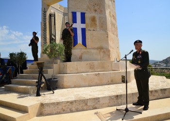 Συγκίνηση στο μνημόσυνο των πεσόντων Ιερολοχιτών και καταδρομέων στο ηρώο των ΛΟΚ