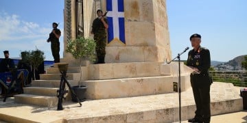 Συγκίνηση στο μνημόσυνο των πεσόντων Ιερολοχιτών και καταδρομέων στο ηρώο των ΛΟΚ