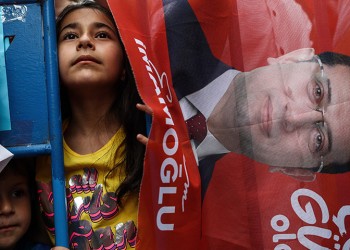 Εκρέμ Ιμάμογλου: Ο έκπτωτος δήμαρχος της Κωνσταντινούπολης που αψήφησε τον Ερντογάν