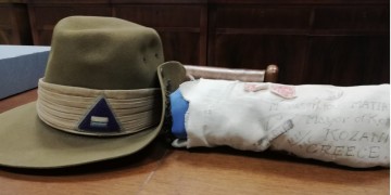 Κοβεντάρειος Βιβλιοθήκη Κοζάνης: Η απίστευτη ιστορία του Αυστραλού στρατιώτη που πολέμησε τους Ναζί με φυλαχτό την ελληνική σημαία