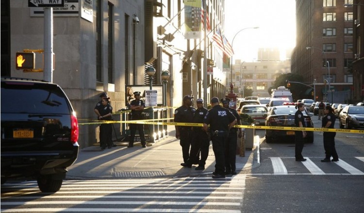 Ελικόπτερο συνετρίβη σε ουρανοξύστη στο Μανχάταν (βίντεο)