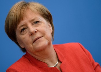 Η Μέρκελ απάντησε για το τρέμουλο: Είμαι καλά