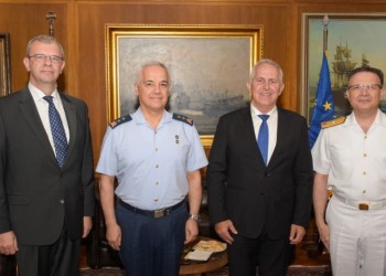 Παραίτηση-βόμβα του επικεφαλής των συνομιλιών για τα ΜΟΕ με την Τουρκία