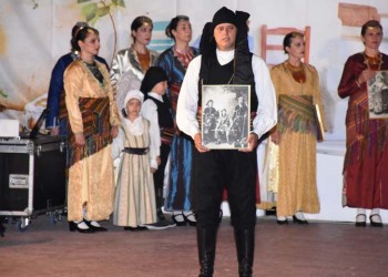 Συγκινητική εκδήλωση για τους Έλληνες του Πόντου και της Μικράς Ασίας στο Μοσχάτο