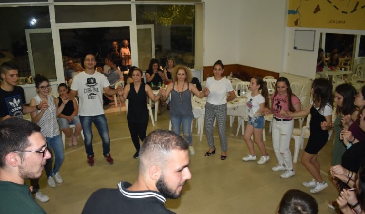 Αποχαιρετιστήριο μουχαμπέτ' στο Σύλλογο Ποντίων Ελευθερίου-Κορδελιού