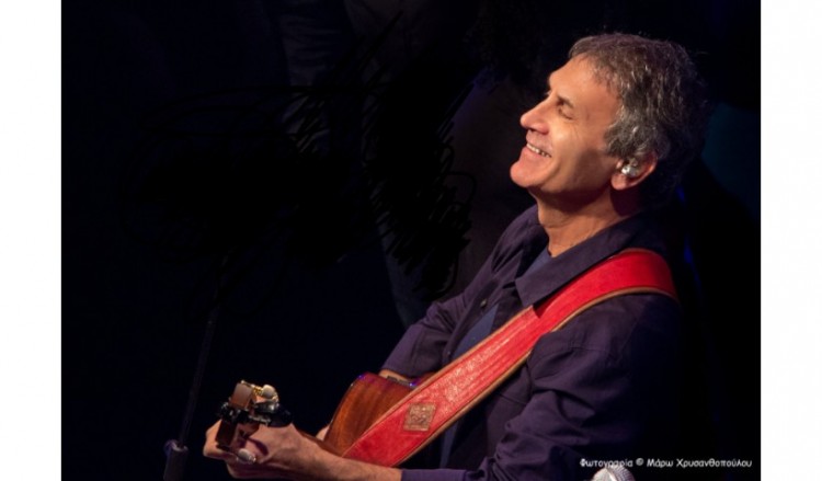 Ο Γιώργος Νταλάρας φέρνει τη Σμύρνη στο Ηρώδειο