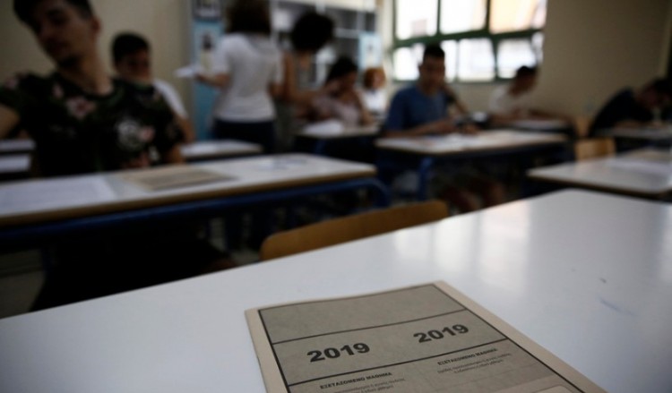 Πανελλαδικές Εξετάσεις 2020: Πρεμιέρα σήμερα με Νεοελληνική Γλώσσα και Λογοτεχνία 3