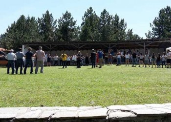 Ραντεβού στον Άγιο Δημήτριο Κοζάνης για το «Λάλεμαν τη παρχαρομάνας» - Cover Image
